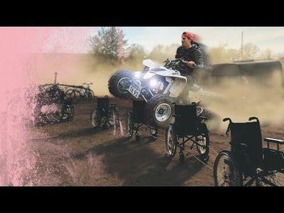 Rollstühle an QUAD hängen | Führung im Kliemannsland